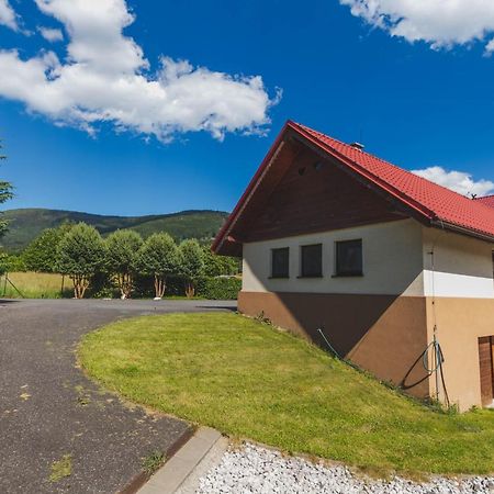 Apartman Kinskych Roznov pod Radhostem Luaran gambar